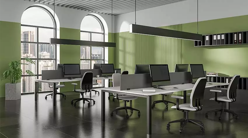 Green Office mit Möbeln aus Stahl und Aluminium. © Adobe Stock, ImageFlow